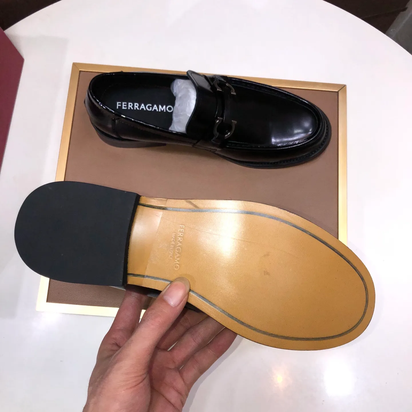Men's shoes 💰540💰 [Ferragamo/Ferragamo] The latest model from the counter. Original imported high-quality cowhide with open sides + imported 🐂 cowhide lining + original luxury metal buckle + original combination outsole. Comparison is stress-free 38–45 (45 is custom-made and cannot be returned or exchanged)